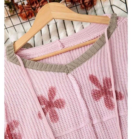 Plus Floral Print V neck Reverse Stitch Hoodie Top - Picture 4 of 4